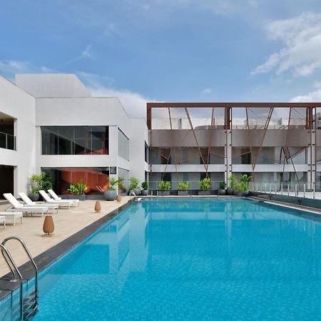 Отель The Artiste, Kochi, A Tribute Portfolio By Marriott Экстерьер фото